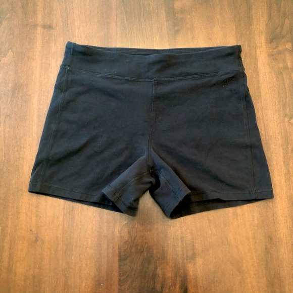 Avia Pants - AVIA bike shorts MEDIUM